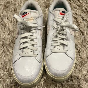 Nike Men's White and Red Sneakers